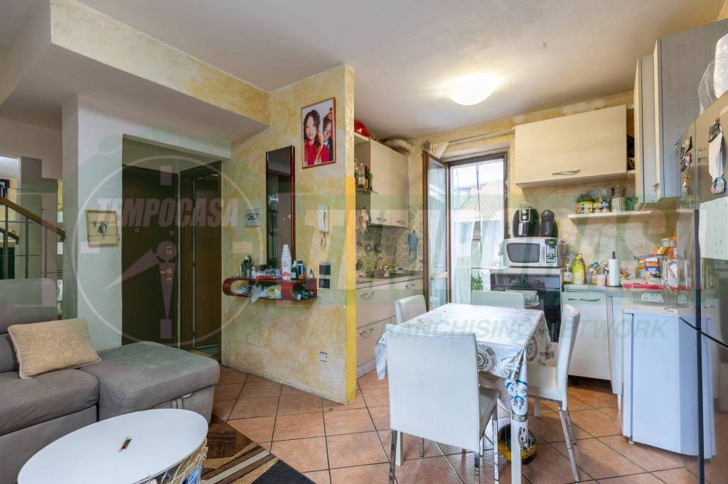 appartamento in vendita ad Uboldo