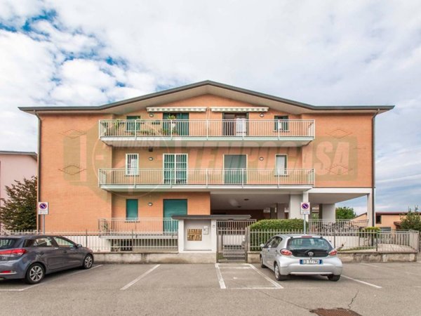 appartamento in vendita ad Uboldo