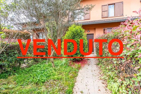 casa indipendente in vendita ad Uboldo