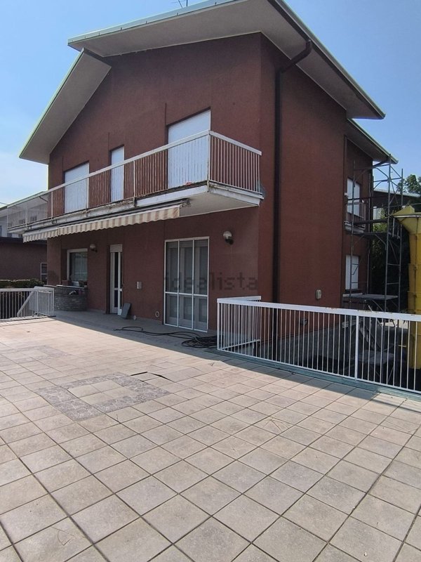 appartamento in vendita ad Uboldo