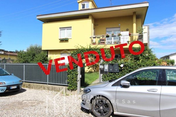 appartamento in vendita ad Uboldo