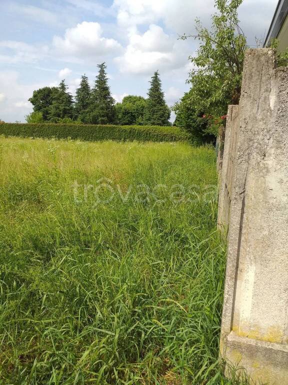 terreno edificabile in vendita ad Uboldo