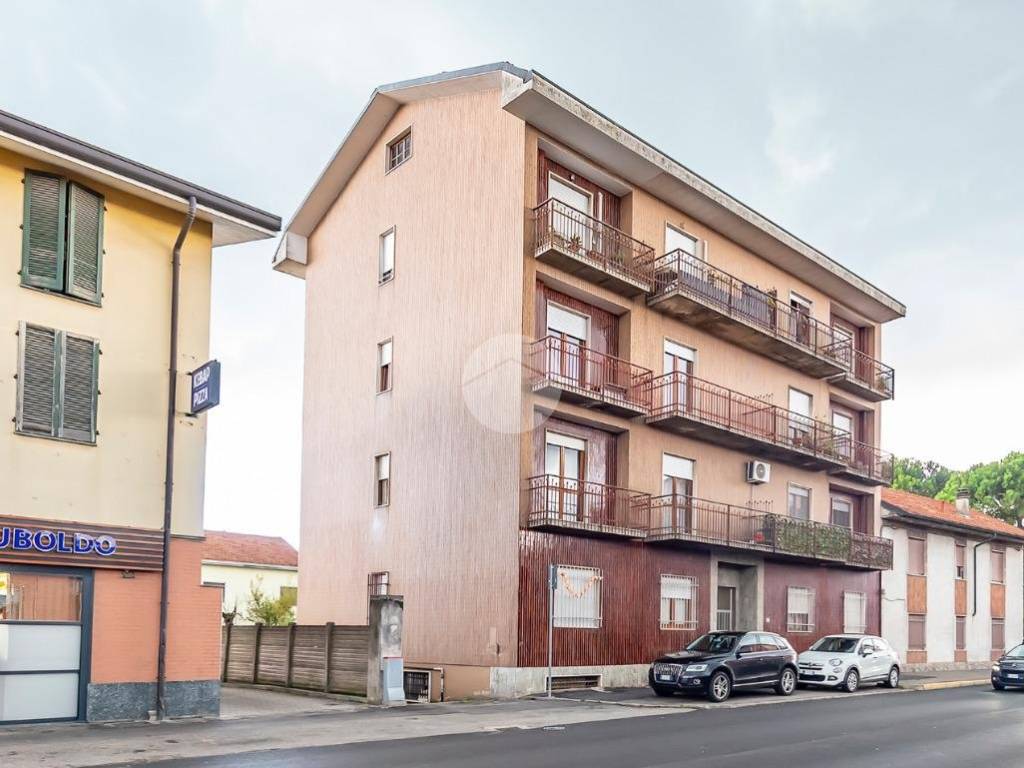 appartamento in vendita ad Uboldo