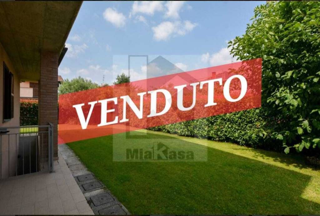 appartamento in vendita ad Uboldo