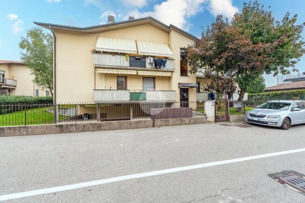 appartamento in vendita ad Uboldo