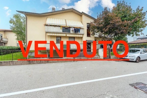 appartamento in vendita ad Uboldo