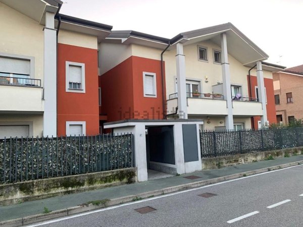 appartamento in vendita ad Uboldo