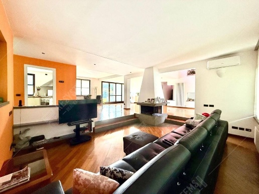 casa indipendente in vendita ad Uboldo