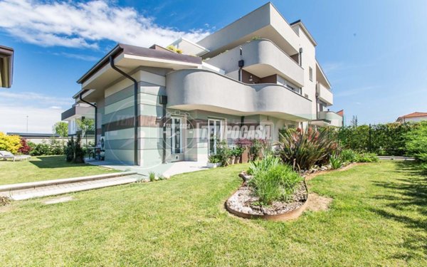 appartamento in vendita ad Uboldo