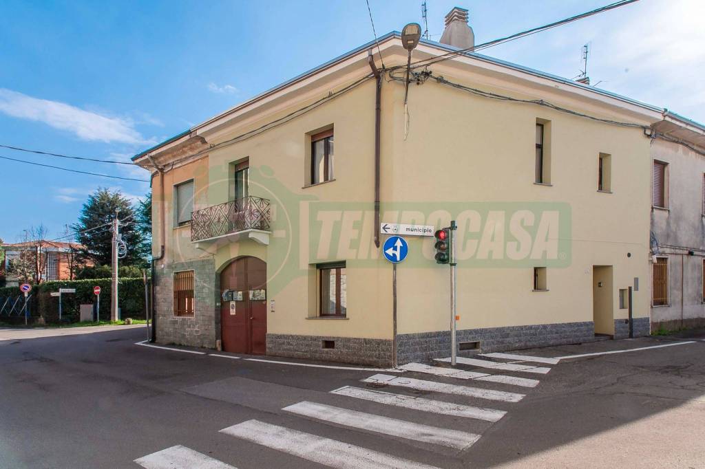 casa indipendente in vendita ad Uboldo
