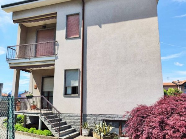 casa indipendente in vendita ad Uboldo