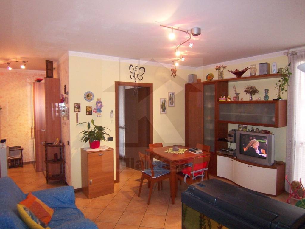 appartamento in vendita ad Uboldo