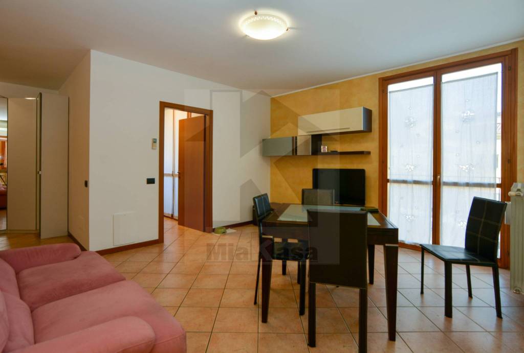 appartamento in vendita ad Uboldo