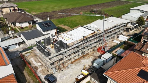 casa indipendente in vendita ad Uboldo