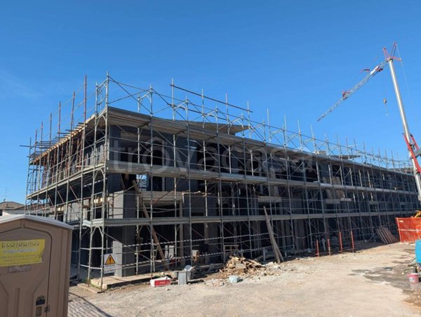 casa indipendente in vendita ad Uboldo