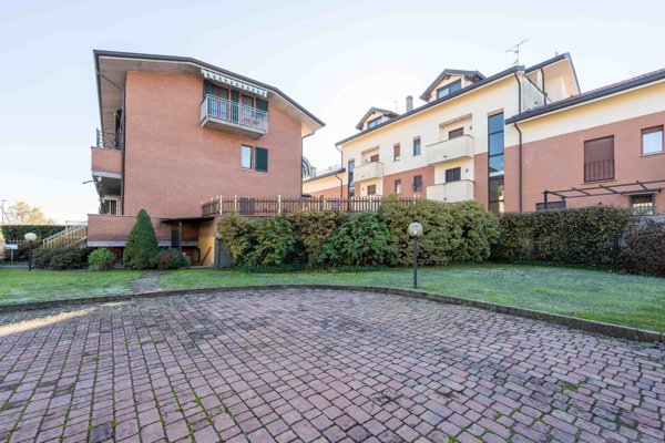 appartamento in vendita ad Uboldo