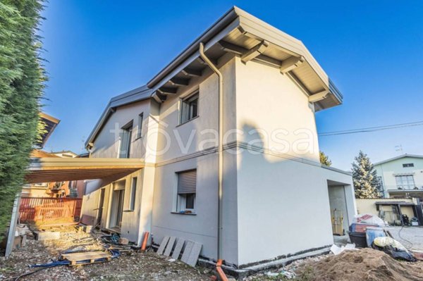 appartamento in vendita ad Uboldo