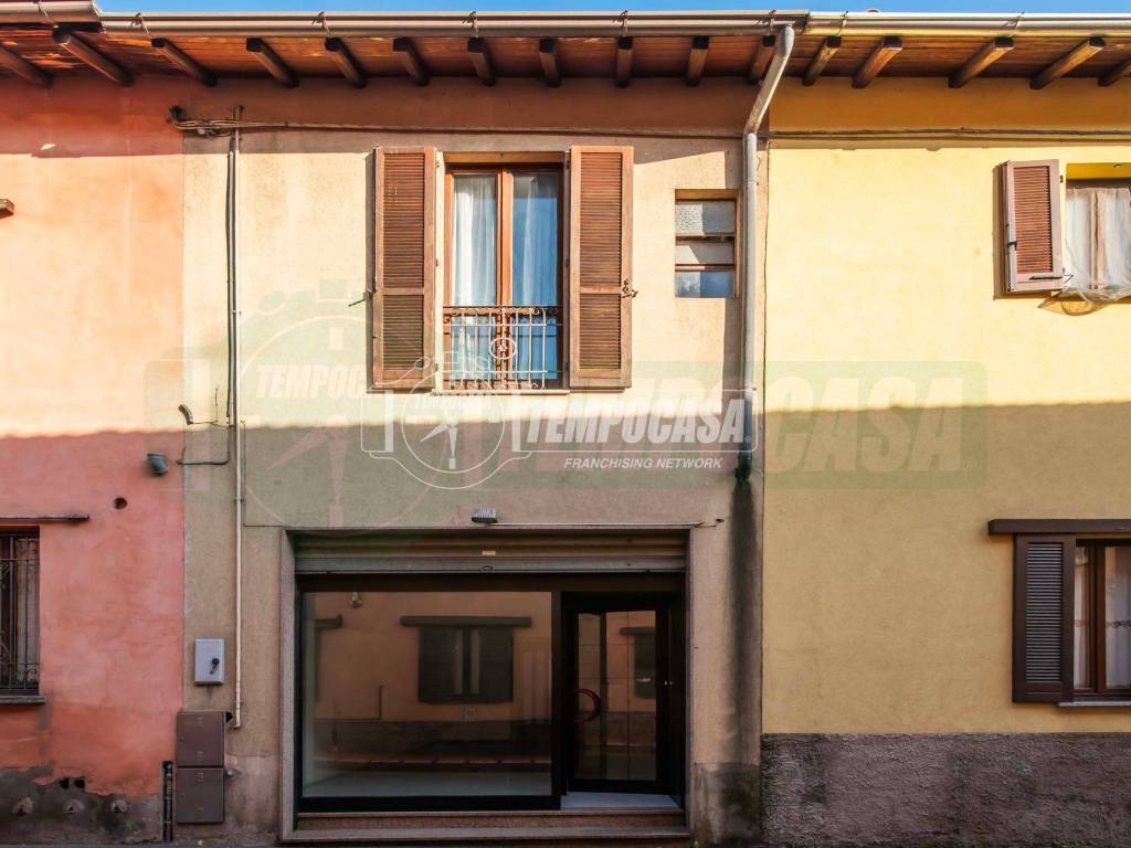 appartamento in vendita ad Uboldo