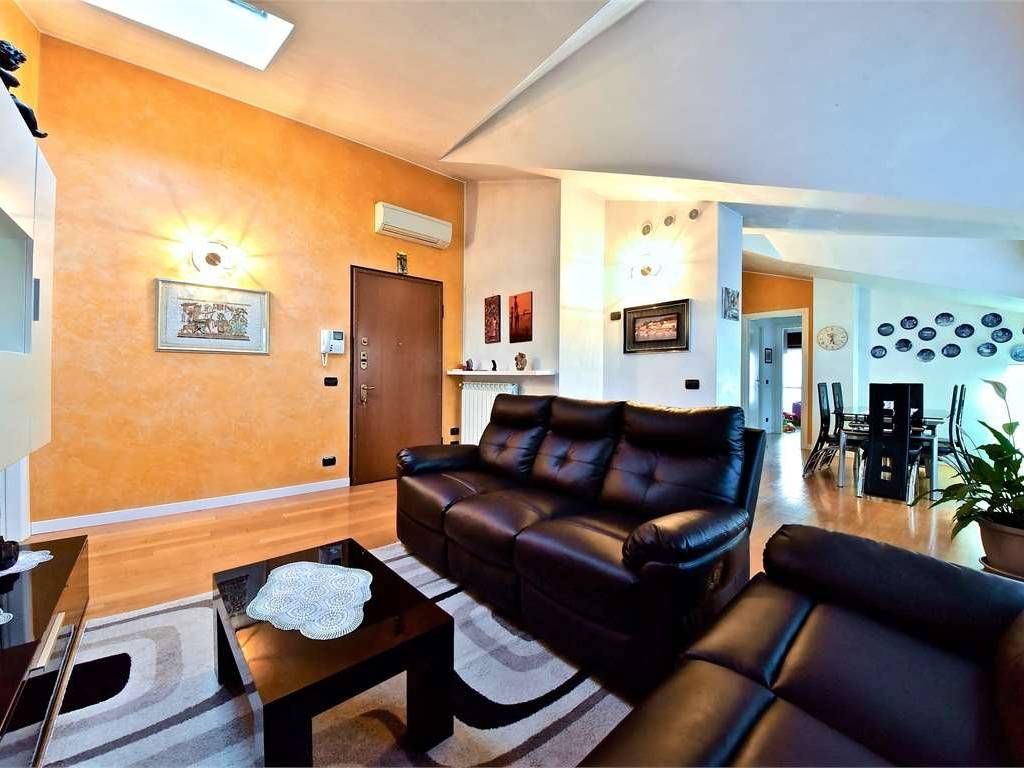 appartamento in vendita ad Uboldo