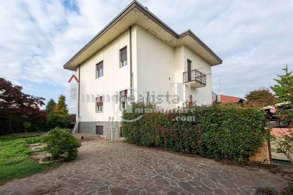 casa indipendente in vendita ad Uboldo