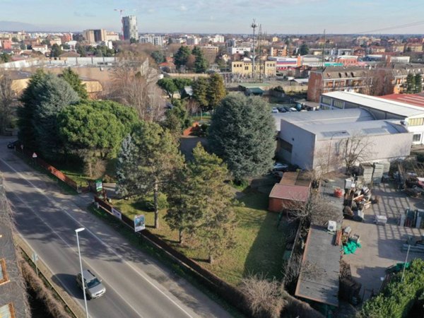 terreno edificabile in vendita ad Uboldo