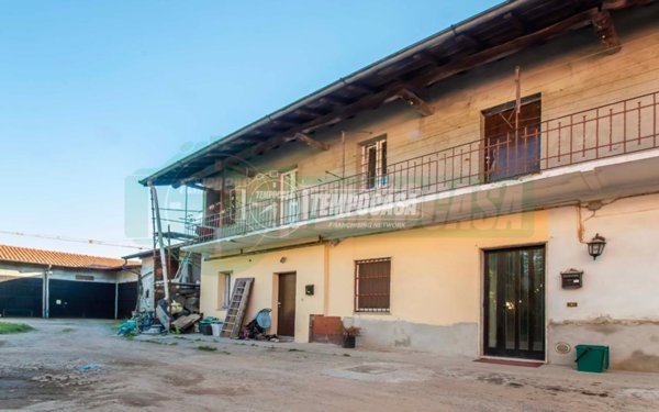 appartamento in vendita ad Uboldo