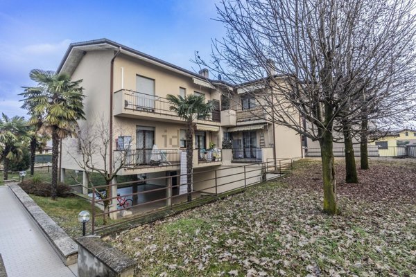 appartamento in vendita ad Uboldo