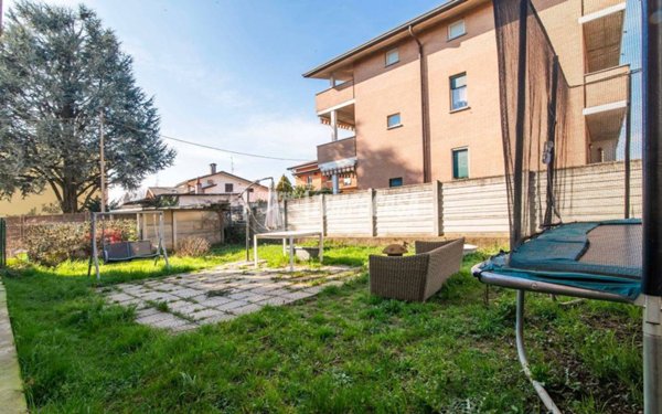 appartamento in vendita ad Uboldo