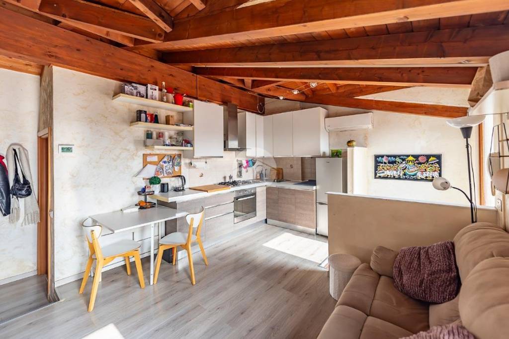 appartamento in vendita ad Uboldo