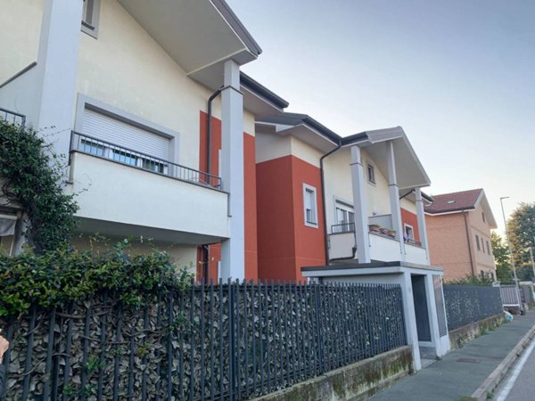 appartamento in vendita ad Uboldo