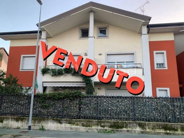 appartamento in vendita ad Uboldo