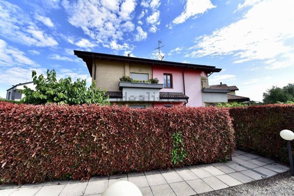 appartamento in vendita ad Uboldo