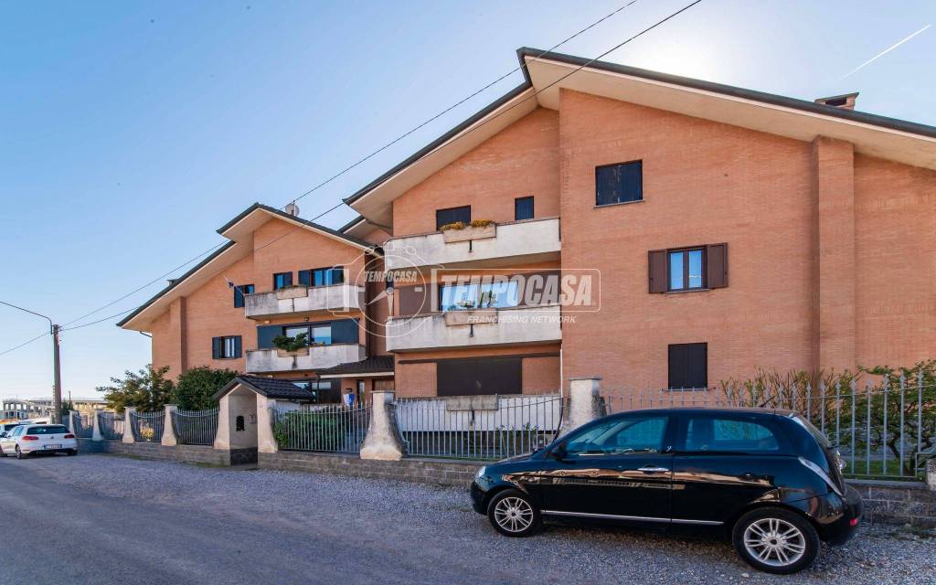 appartamento in vendita ad Uboldo