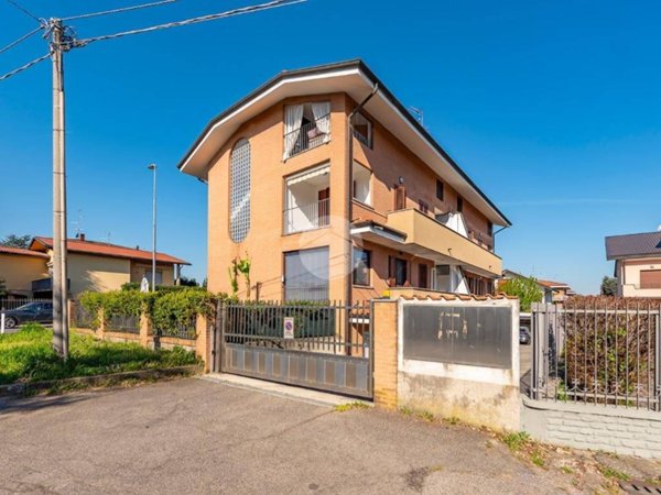 appartamento in vendita ad Uboldo