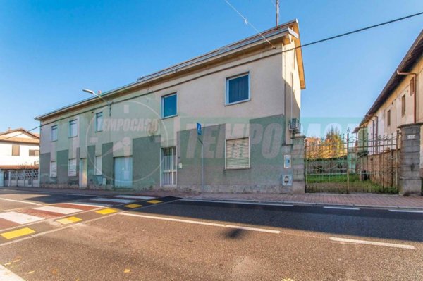 casa indipendente in vendita ad Uboldo