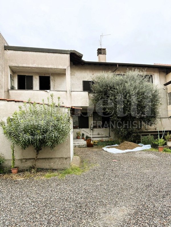 appartamento in vendita ad Uboldo