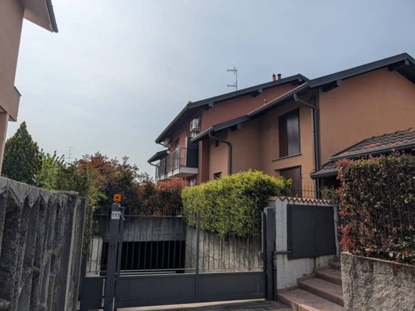 appartamento in vendita ad Uboldo