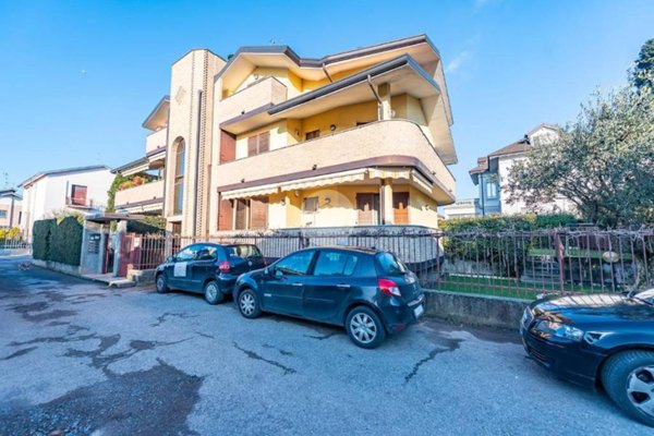 appartamento in vendita ad Uboldo