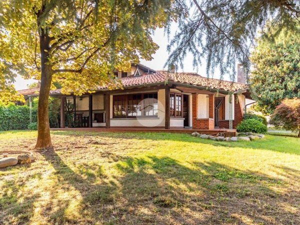 casa indipendente in vendita ad Uboldo