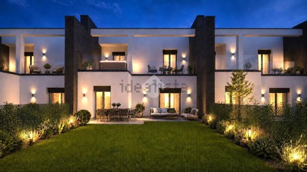 casa indipendente in vendita ad Uboldo