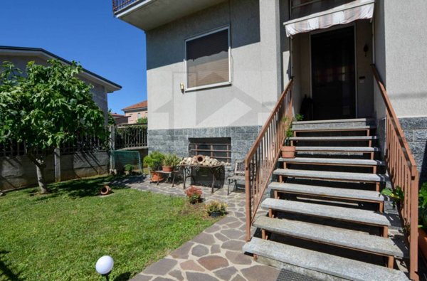 casa indipendente in vendita ad Uboldo