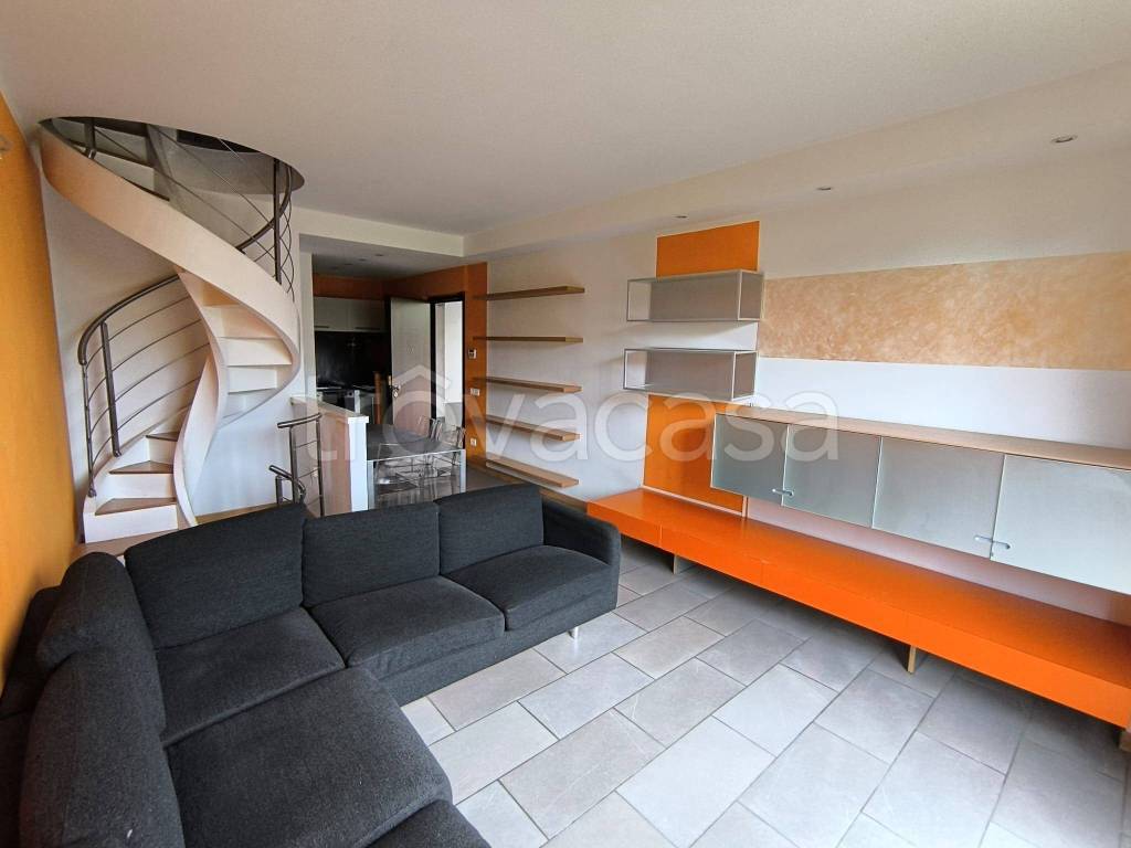 casa indipendente in vendita ad Uboldo