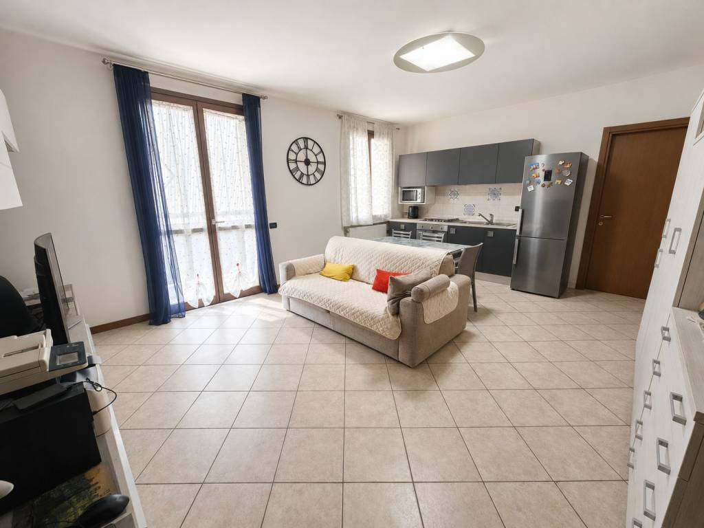 appartamento in vendita ad Uboldo