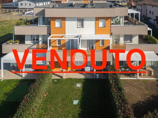 appartamento in vendita ad Uboldo