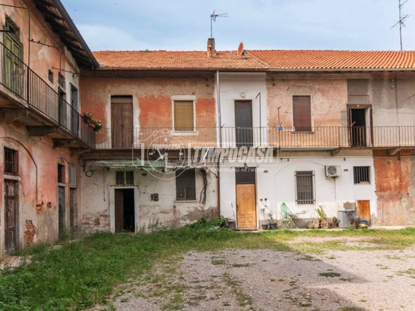 casa indipendente in vendita ad Uboldo