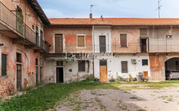 casa indipendente in vendita ad Uboldo