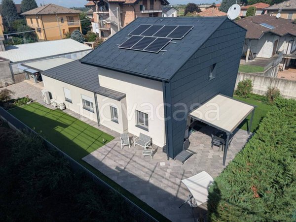 casa indipendente in vendita ad Uboldo