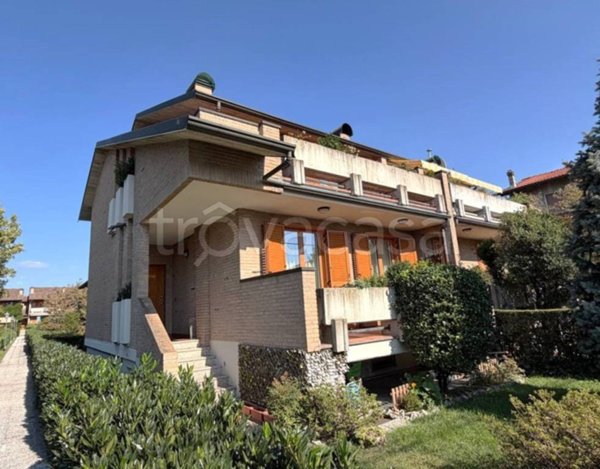 casa indipendente in vendita ad Uboldo