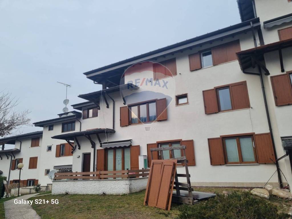 appartamento in vendita a Valganna in zona Ganna