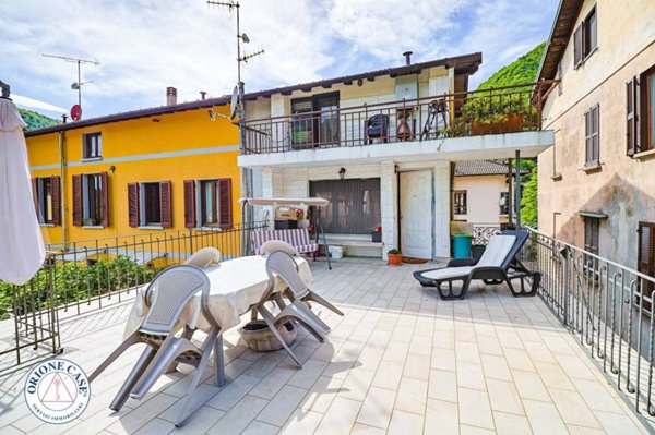 appartamento in vendita a Valganna in zona Ganna